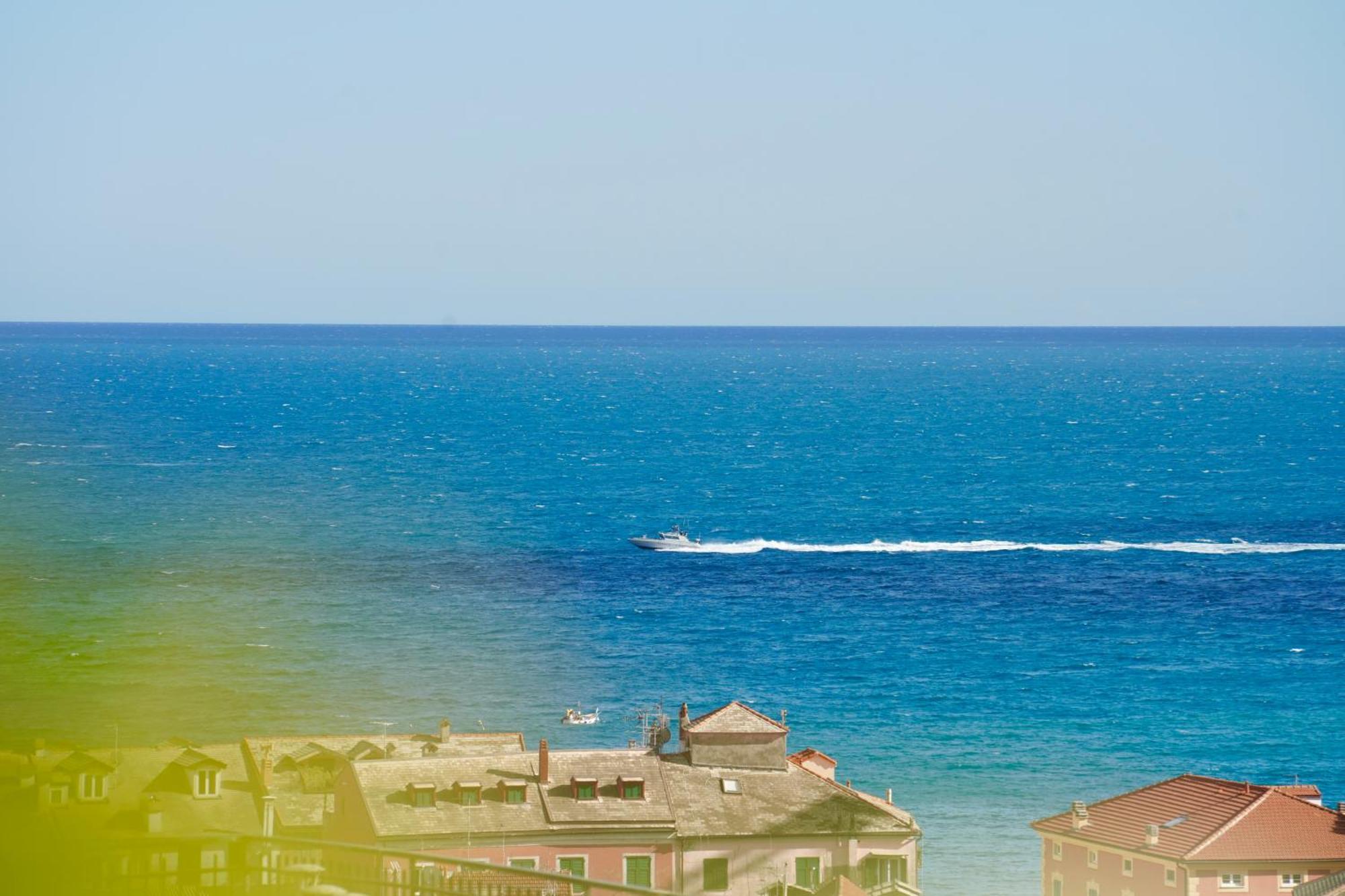 Starsbox Jacuzzi Privata E Piscina Vista Mare Hotell Celle Ligure Exteriör bild